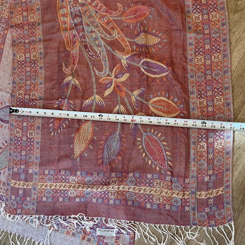 Pashmina Blend Pink Paisley Patterned Scarf